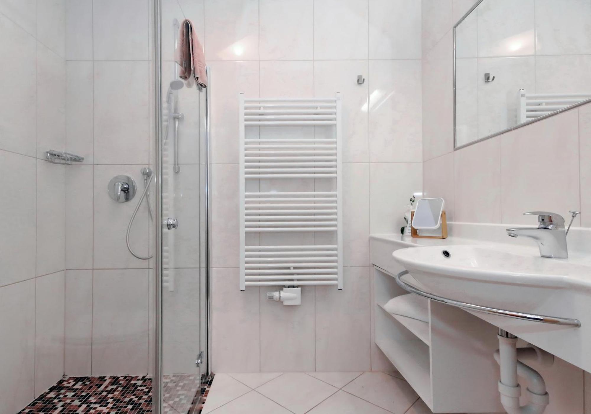 Gasthof Hotel Schermer Bad Häring Dış mekan fotoğraf